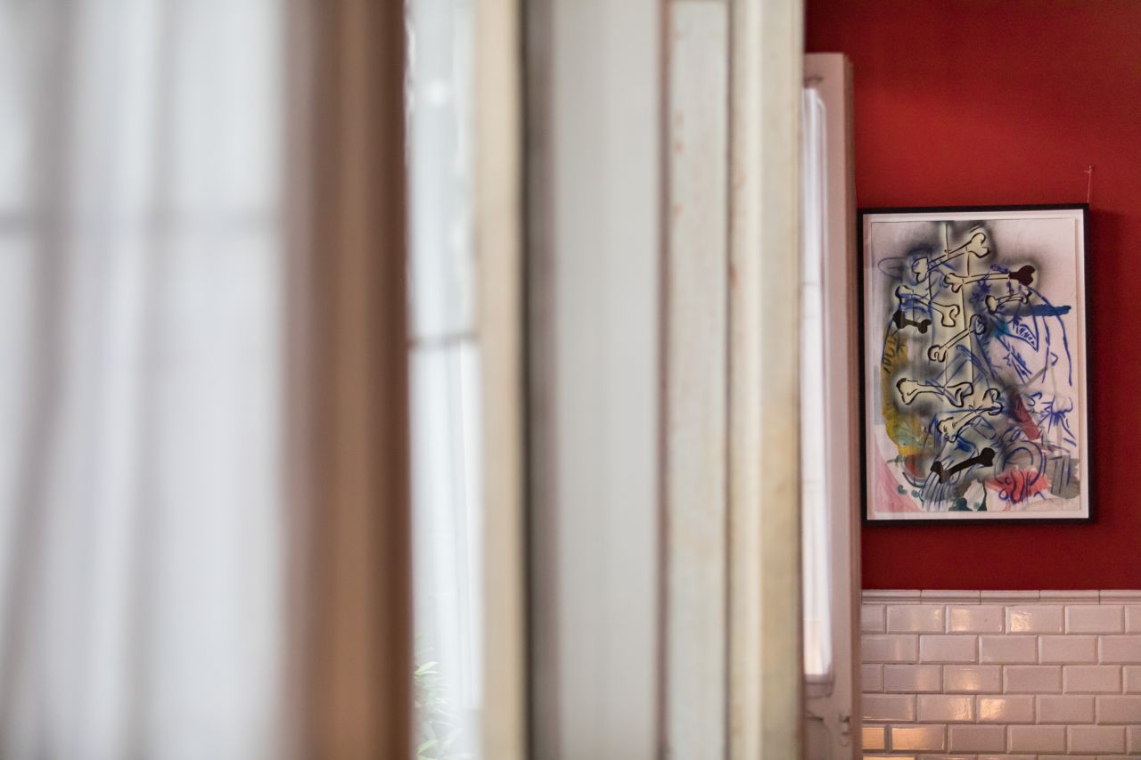 Obra sobre papel del artista Sigmar Polke de 1981.