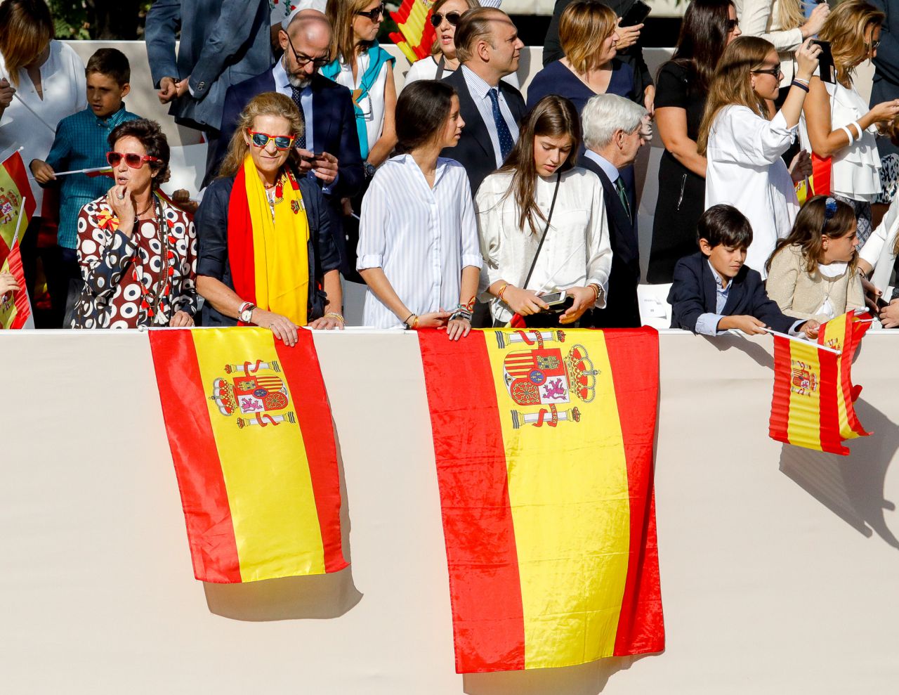 La infanta Elena junto a su hija en la tribuna de invitados.