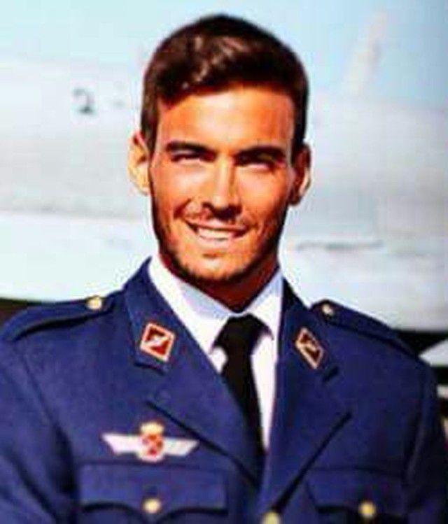 Fernando Pérez Serrano, piloto del Ejército del Aire de 26 años, ha fallecido en la base de Torrejón de Ardoz