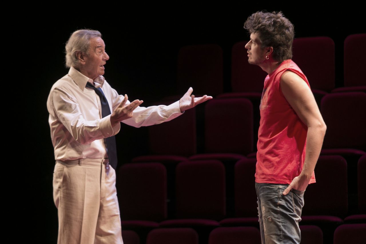 Arturo Fernández y David Boceta en Ensayando don Juan. Teatros del Canal, año 2014.
