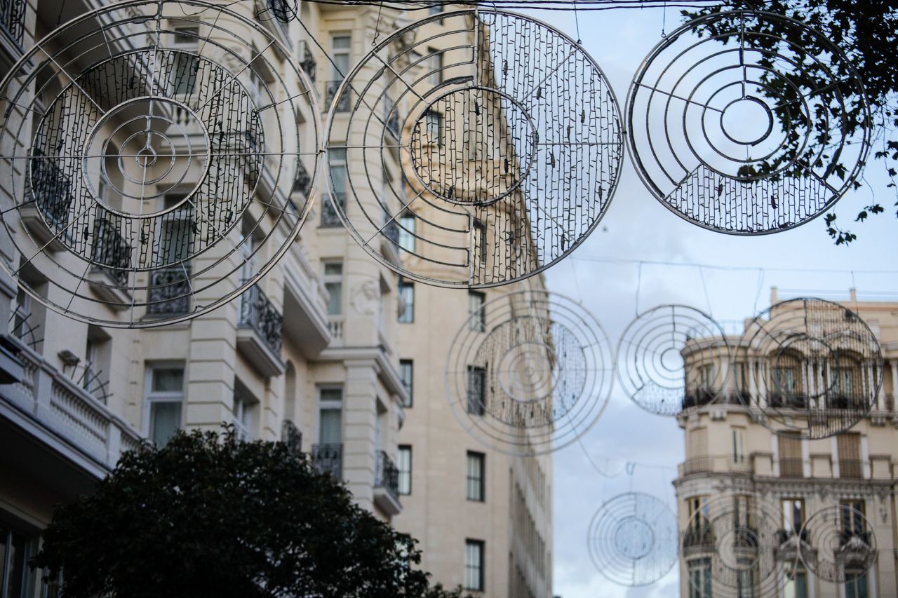 Luces de navidad en la calle Montera.