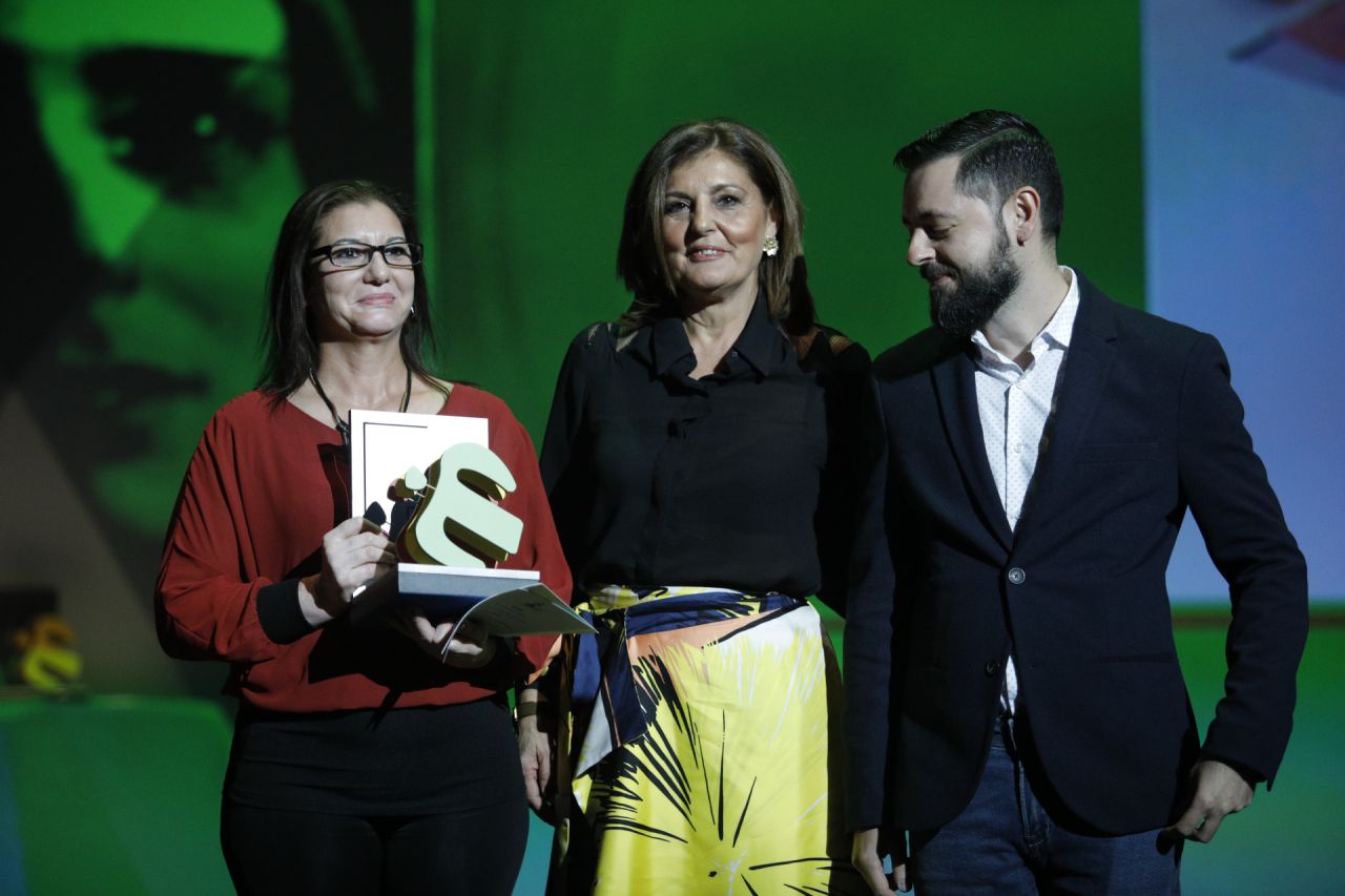 La Asociación Deméter por la Igualdad, la Fundación ARED y la Fundación Novafeina, ganadoras en la categoría de Mejor Proyecto Social en la lucha contra la violencia de género 