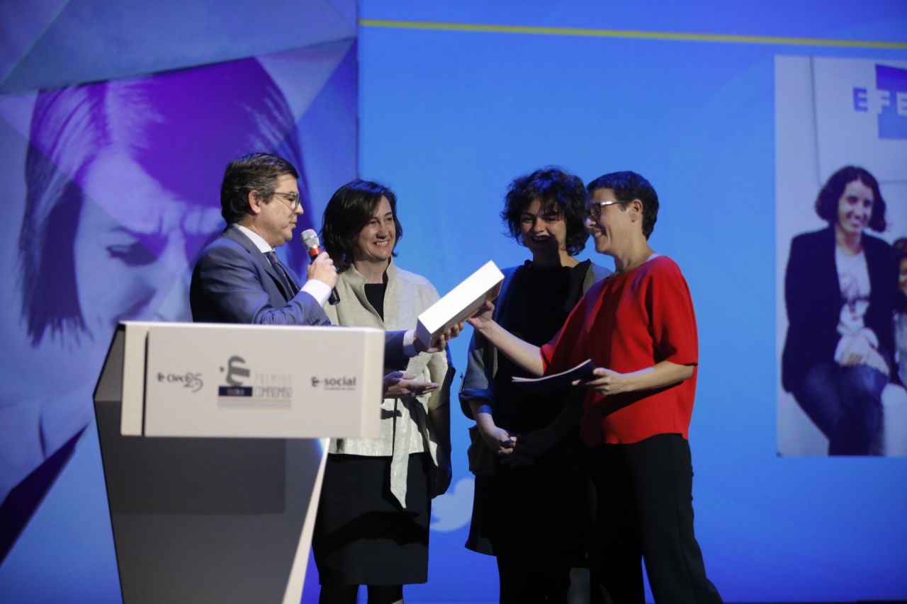 Mención especial a la Sección de Sociedad de la Agencia EFE 