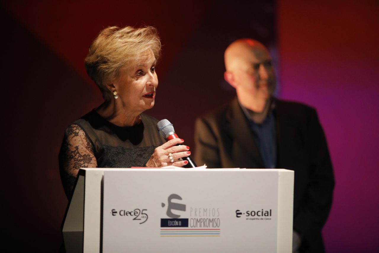 El Premio Especial del Jurado a la Personalidad más relevante recayó en la diputada Carmen Quintanilla Barba 