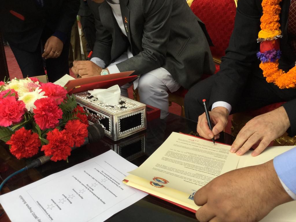 Acto de la firma del MOU.