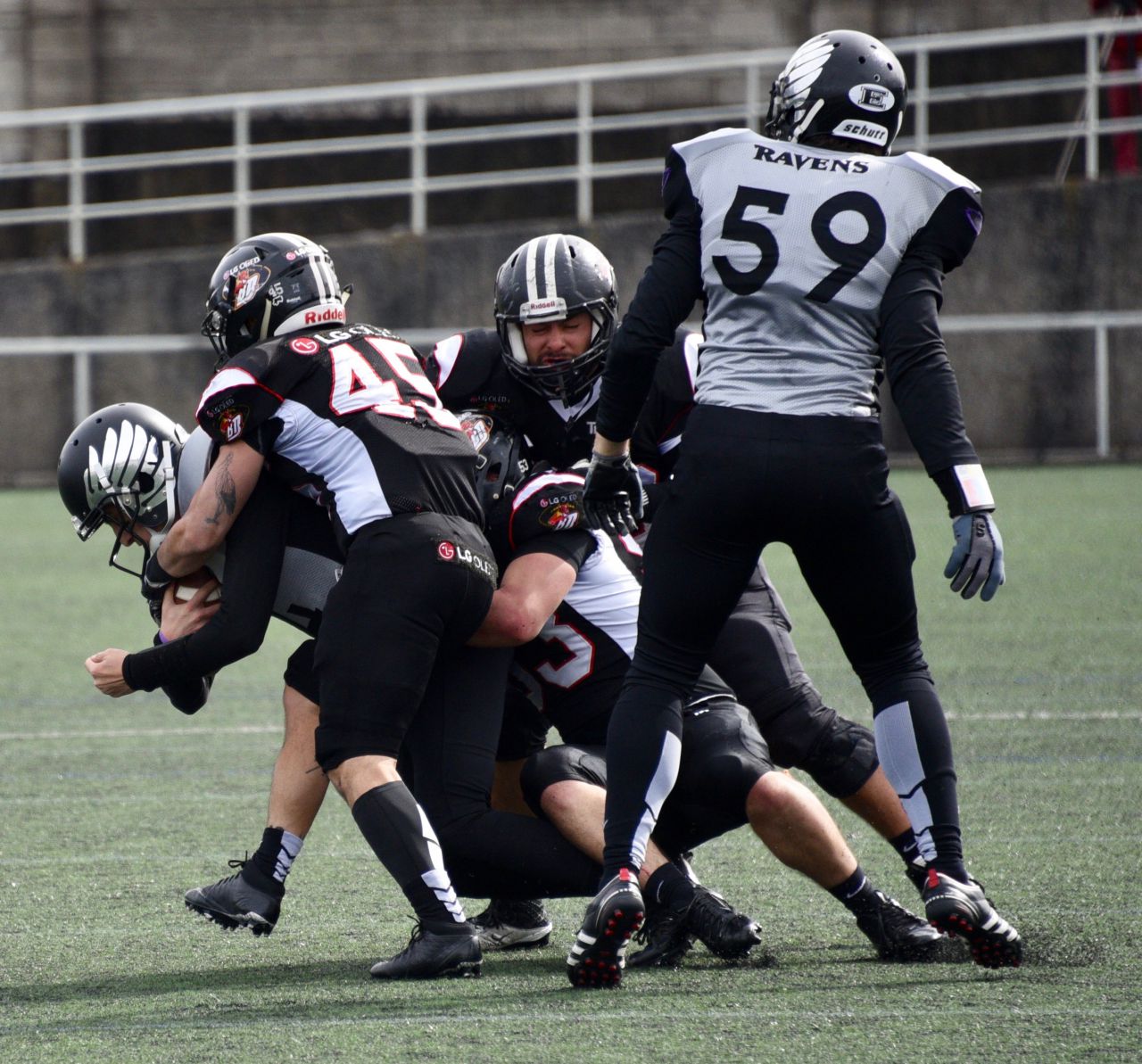 Black Ravens vs Black Demons