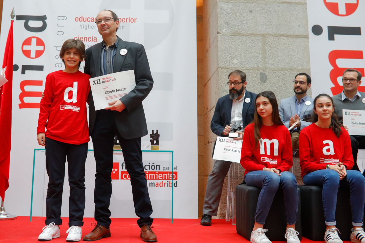 Accésit a la mejor patente para Alberto Alcázar.