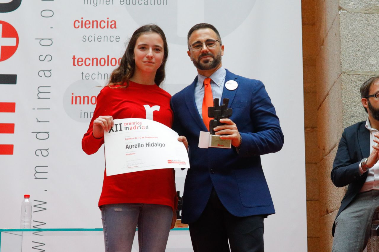 Premio al proyecto de I+D en Cooperación a Aurelio Hidalgo.