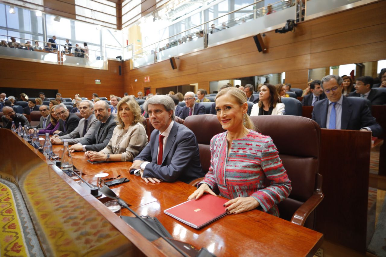 La presidenta de la Comunidad de Madrid, Cristina Cifuentes, comoarece a petición de los grupos de la oposición para que explique las circunstacias de su master en la universidad Rey Juan Carlos.