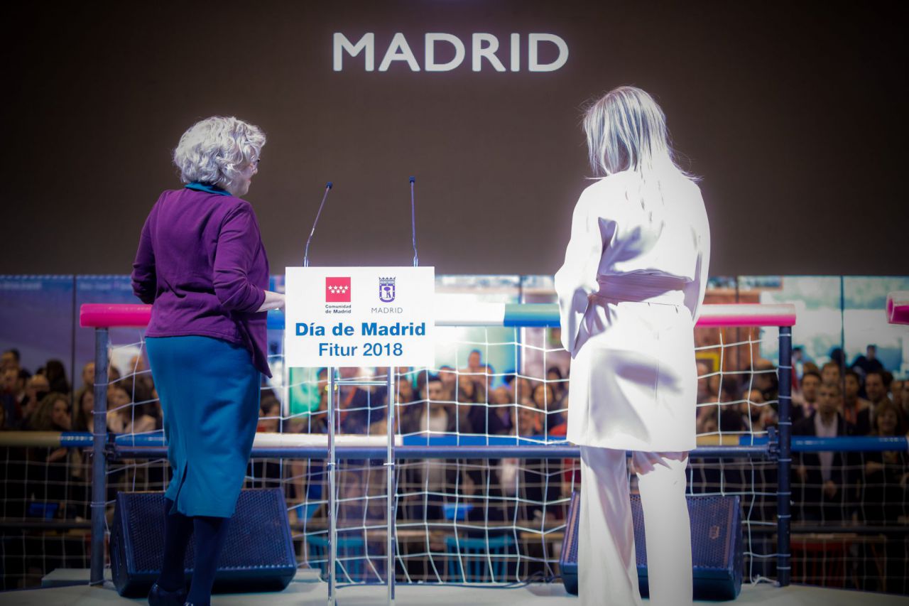 Celebración del Día de Madrid con la presencia de la presidenta de la Comunidad de Madrid, Cristina Cifuentes, y de la alcaldeas de la capital, Manuela Carmena, así como de representantes de los grupos en la Asamblea y el Ayuntamiento en Fitur 