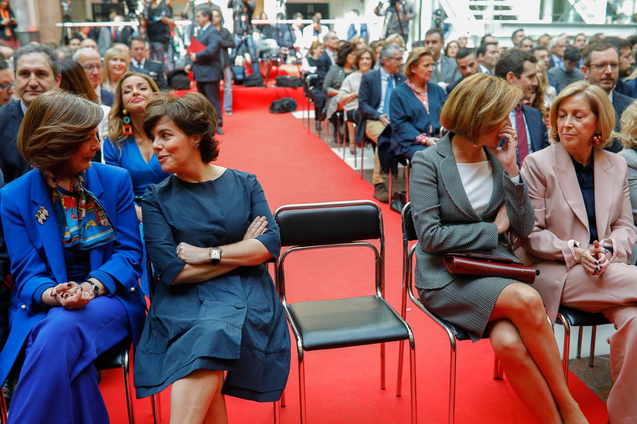 Las más altas autoridades del Estado han estado representadas por Soraya Sáenz de Santamaría