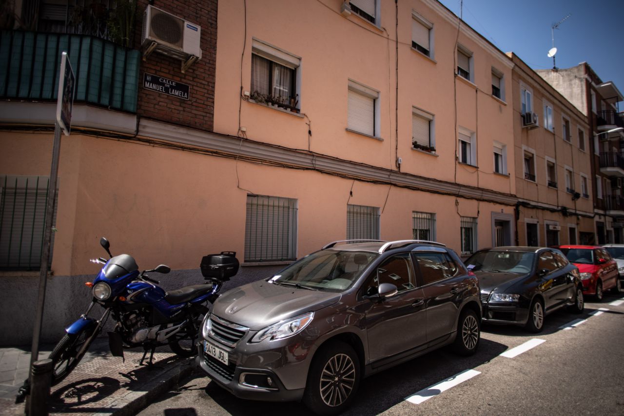 Desde una situación similar a la de este coche, la Policía controló durante años los movimientos de la familia de Marcelino. 