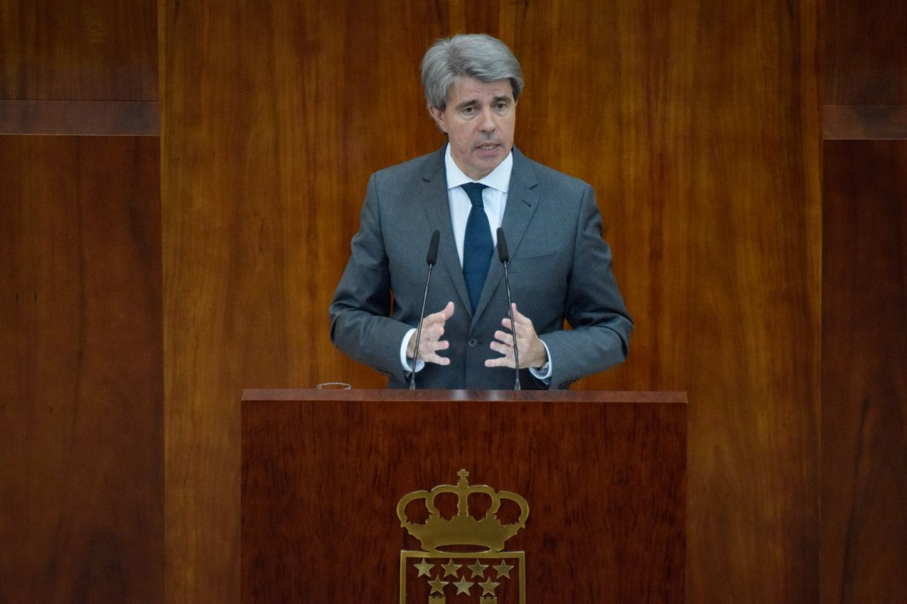 Garrido replica a los grupos políticos.