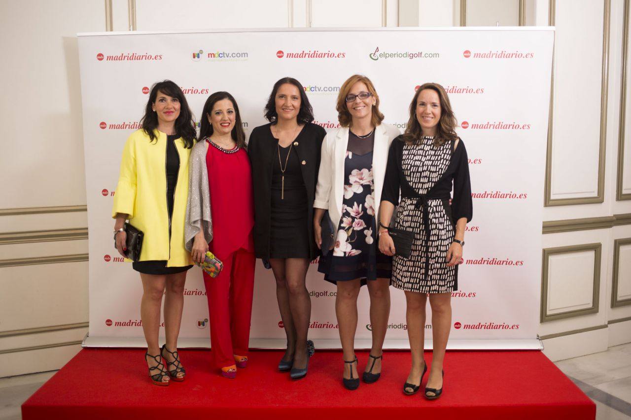 Carmen, Marían, Susana, Begoña y Lorena, del Reto Pelayo Vida.
