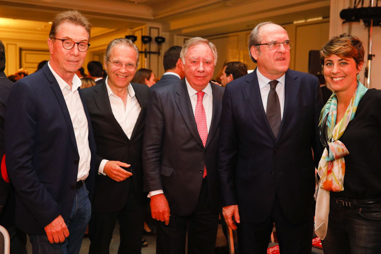 Jaime Cedrún, secretario general de CCOO, el concejal  socialista de Madrid Antonio Miguel Carmona, Clemente González Soler, presidente de Ifema, y el portavoz del PSOE en la Asamblea, Ángel Gabilondo.