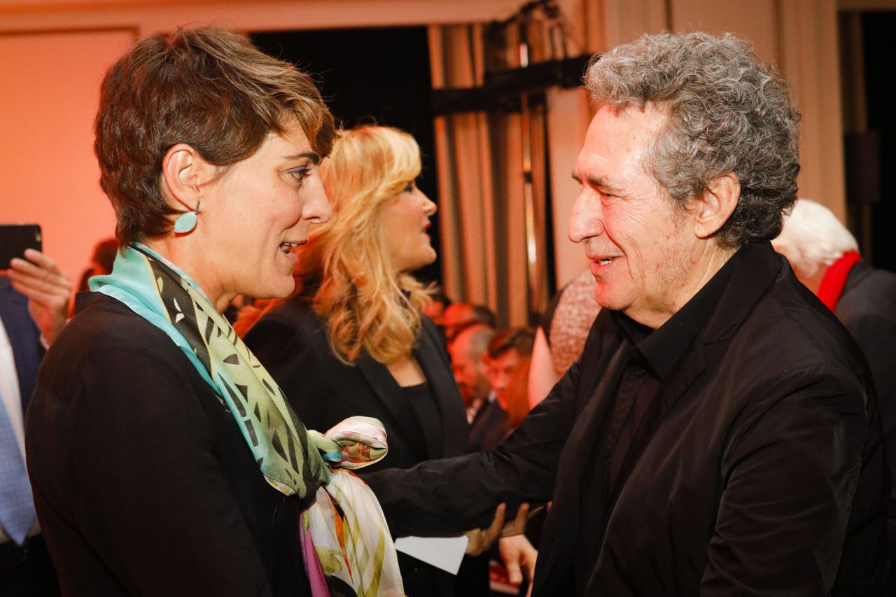 Lorena Ruiz-Huerta, con Miguel Ríos.