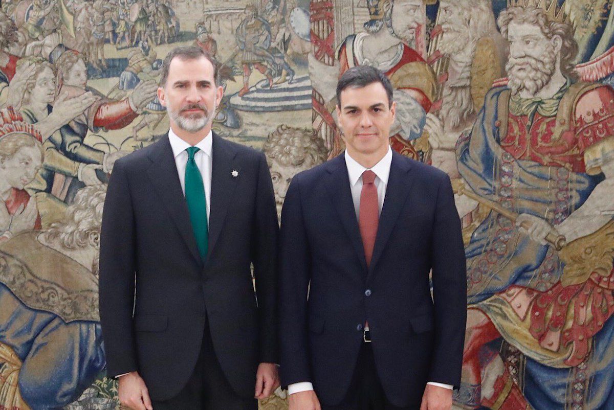 Pedro Sanchez promete el cargo de presidente del Gobierno