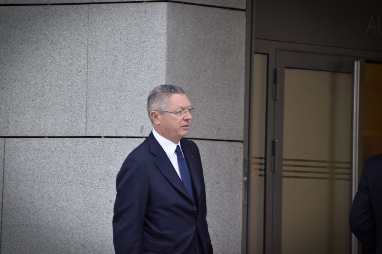 Acompañado de su hijo, Alberto Ruiz Gallardón acude a la Audiencia Nacional para declarar por la compra de Inassa por parte del Canal de Isabel II