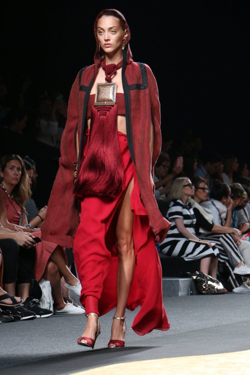 Desfile de Miguel Marinero en la 58º edición de la Mercedes Benz Fashion Week Madrid.