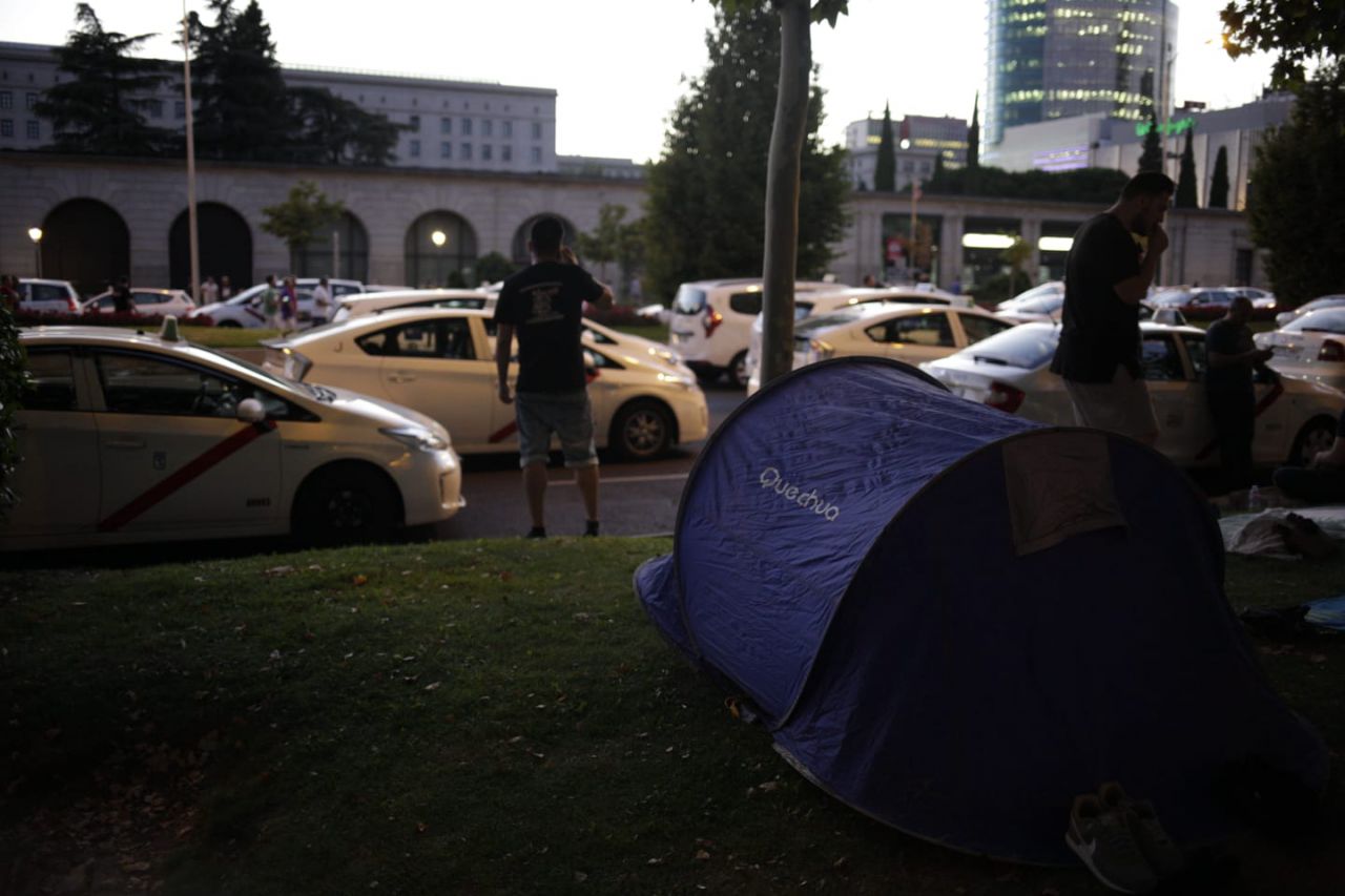 Los taxistas acampan en la Castellana