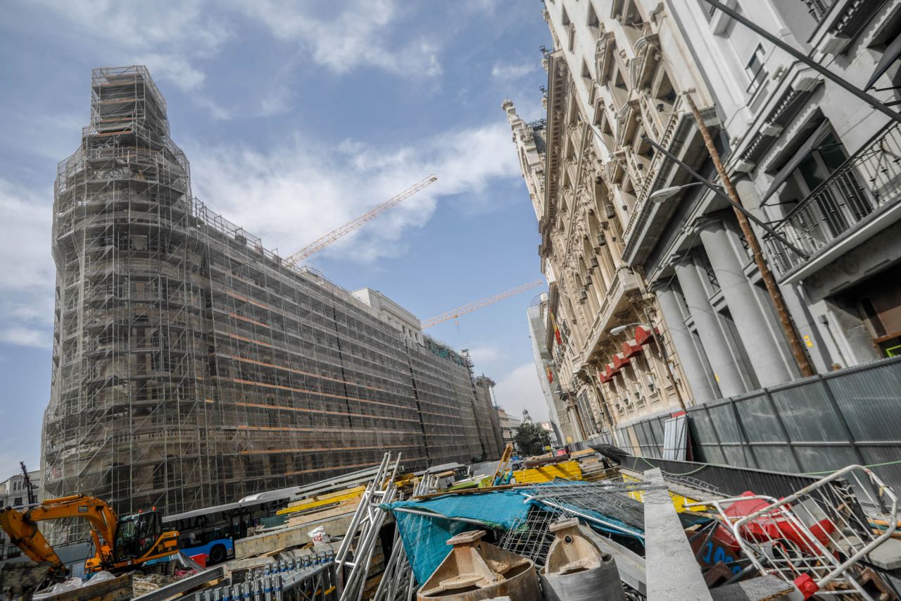 Estado de las obras de rehabilitación de la manzana de Canalejas.