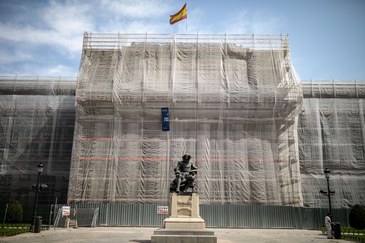 Puerta de Velázquez.