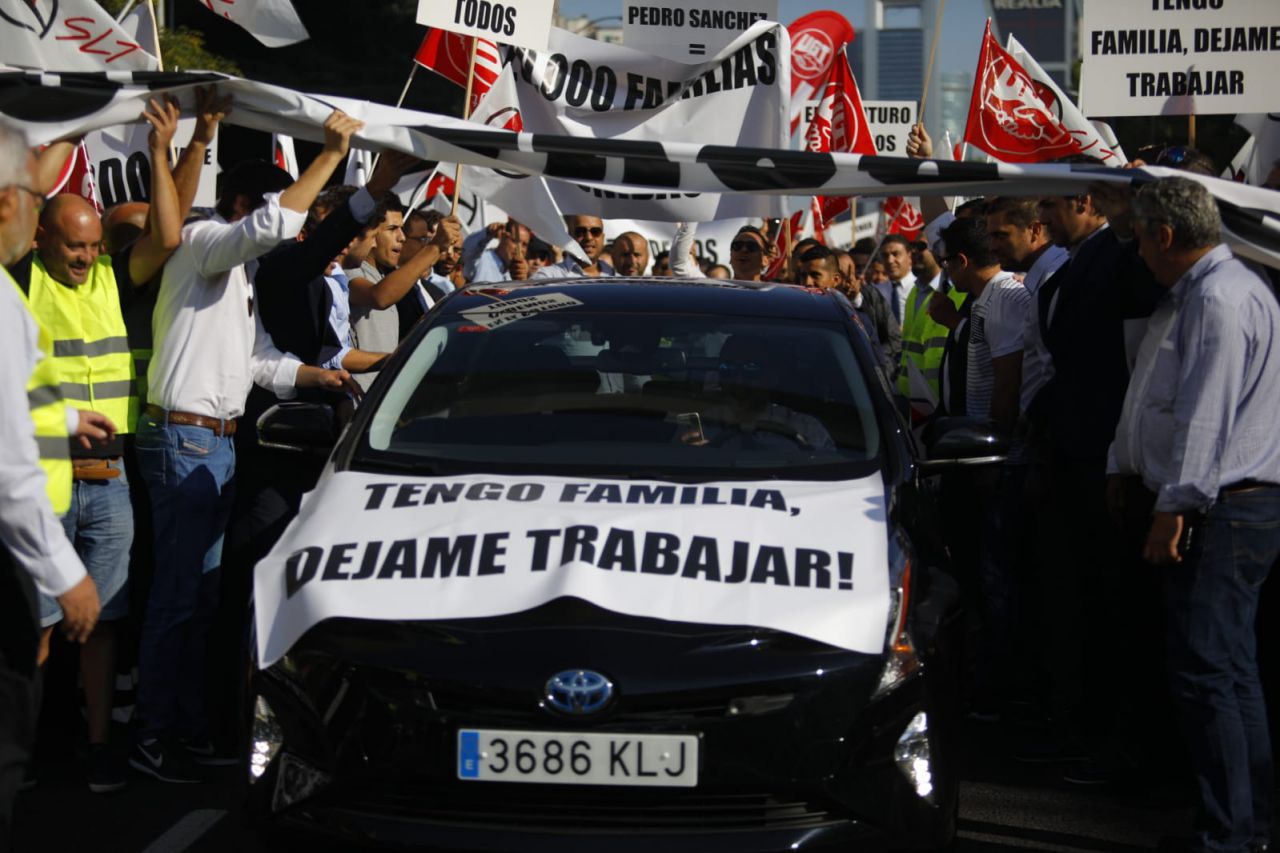Manifestación de los VTCs en el Paseo de la Castellana.