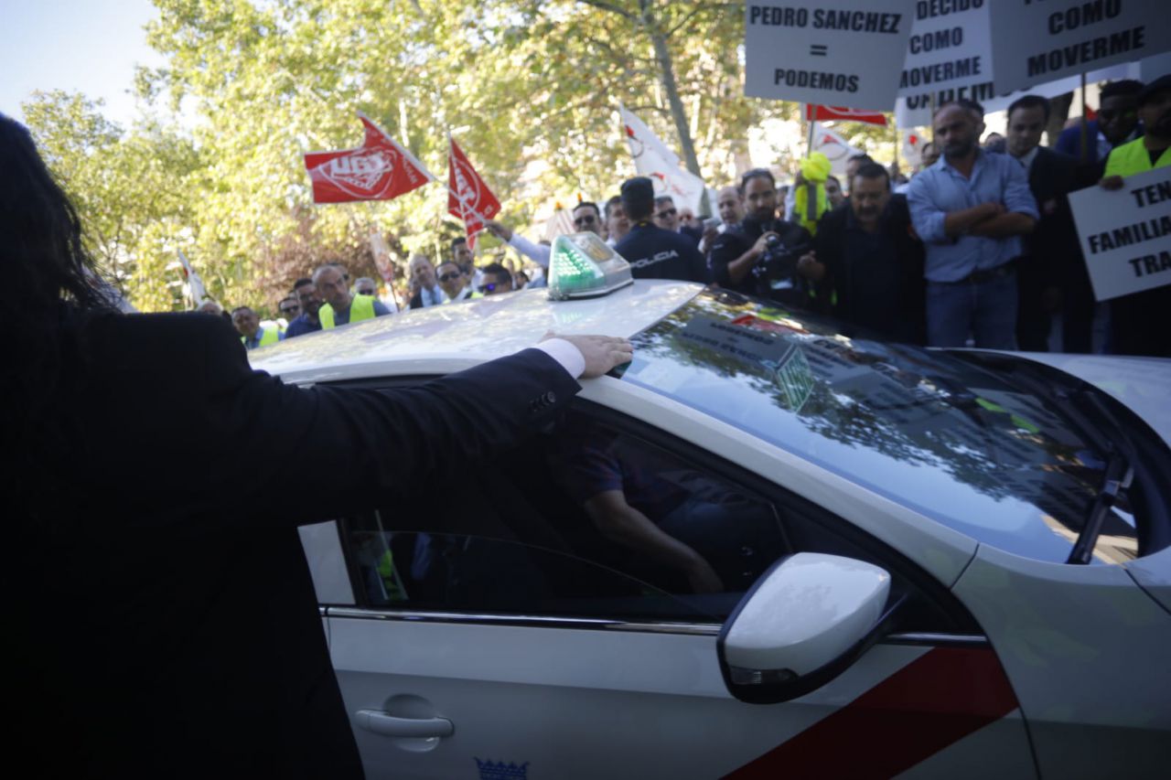Manifestación de los VTCs en el Paseo de la Castellana.