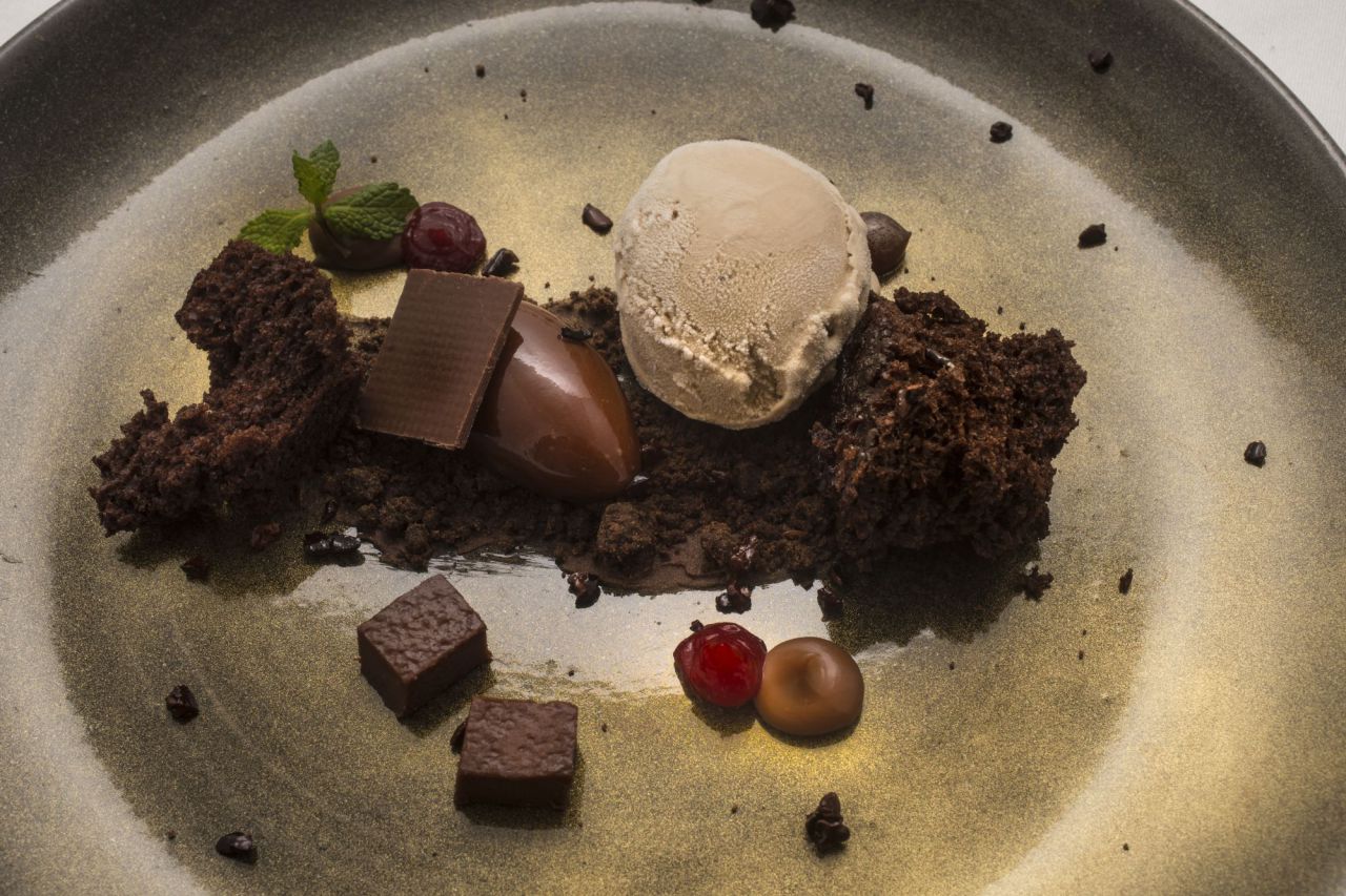 Pasión por el chocolate con gianduja y helado de café