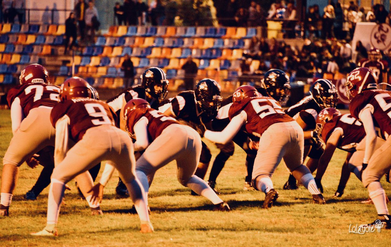 Primera jornada de la Liga madrileña de fútbol americano 9x9. 