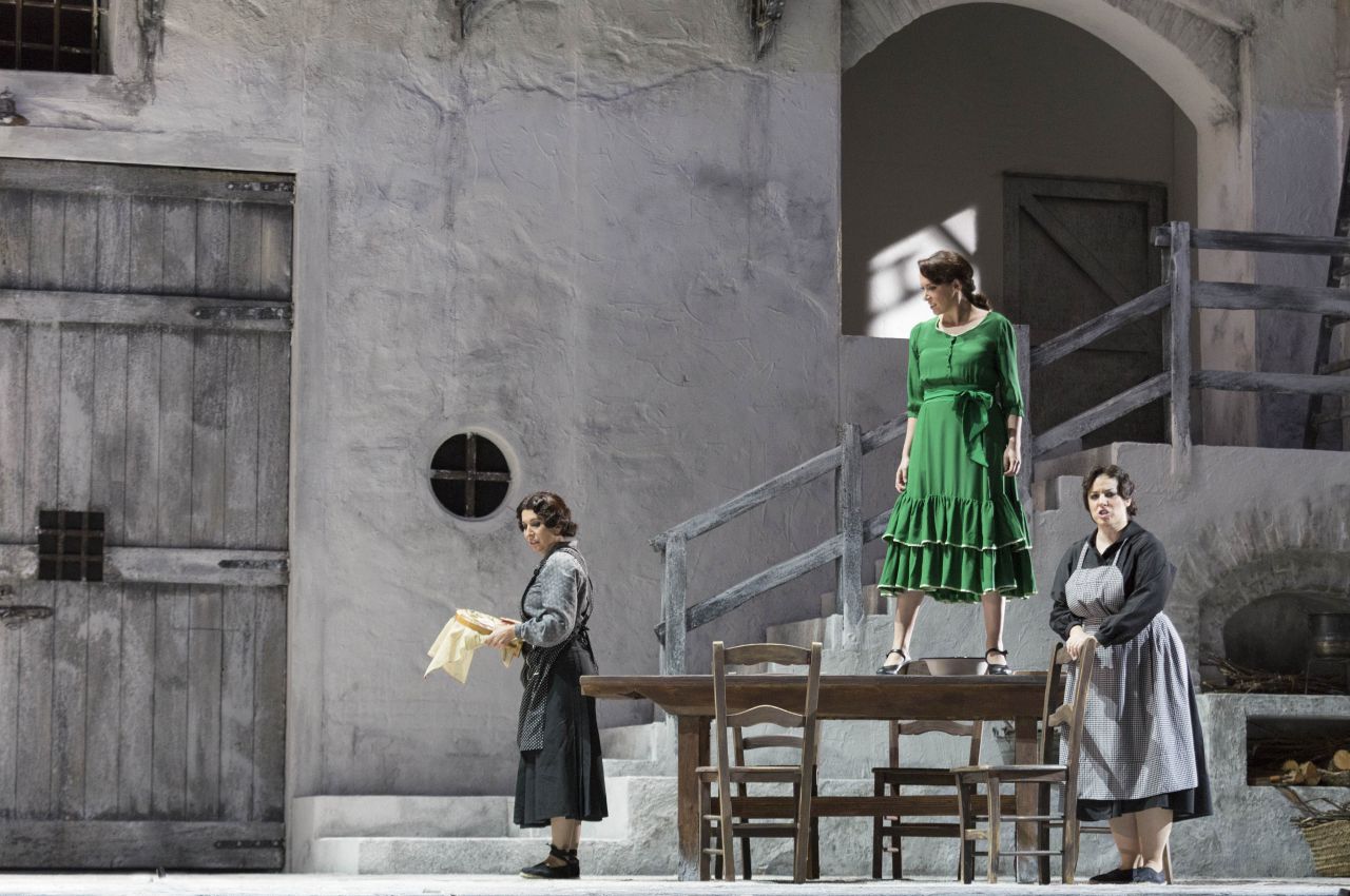 Del 10 al 20 de noviembre en el Teatro de la Zarzuela se representa la versión operística de La Casa de Bernarda Alba.