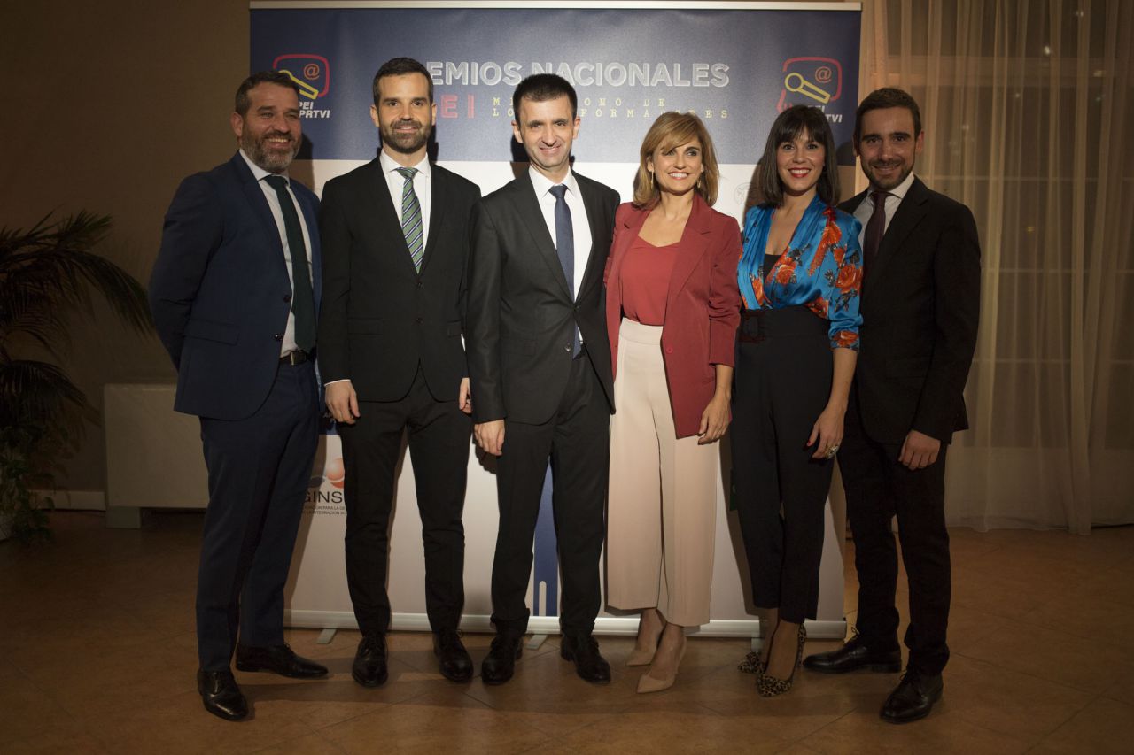 Jaime Treceño, Jon Ariztimuño, José Pablo López, Lourdes Maldonado, Elena Argandoña y Enrique López, de Telemadrid.