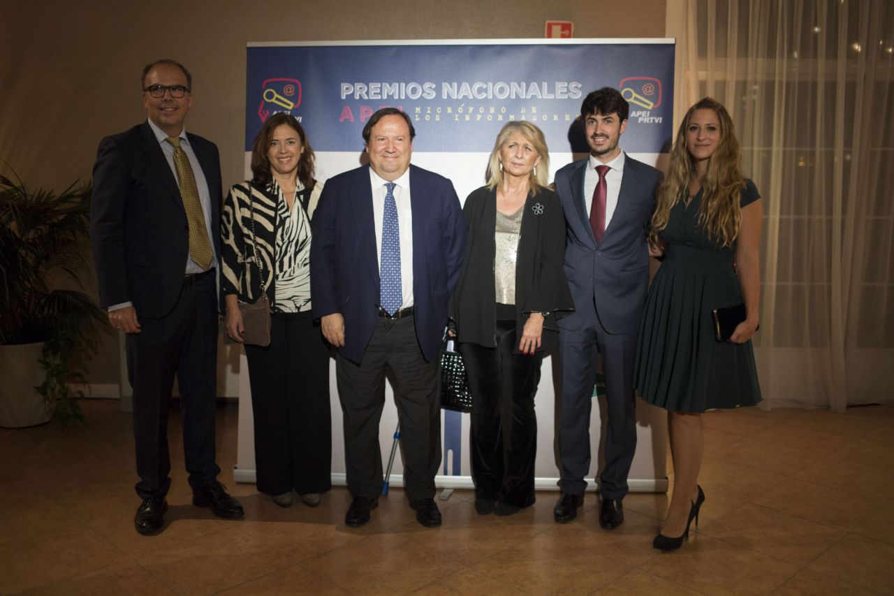 Óscar Bachiller, Patricia Bracco, Alfredo Santos, María José Cuartero Víctor García y Alicia Santos.