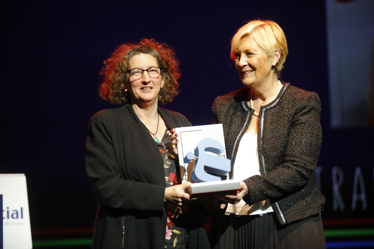 La periodista de Público Marisa Kohan, premio al Mejor Trabajo Periodístico.