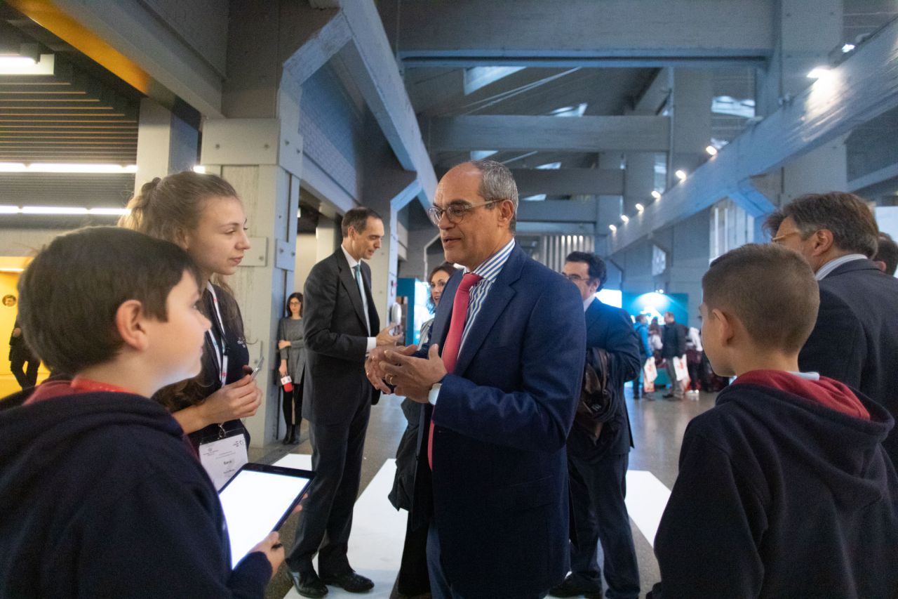 Al acto de inauguración ha asistido el consejero de Educación de la Comunidad de Madrid, Rafael Van Grieken.
