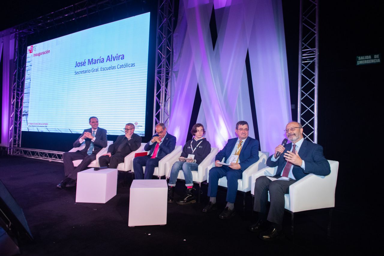 Al acto de inauguración ha asistido el consejero de Educación de la Comunidad de Madrid, Rafael Van Grieken.