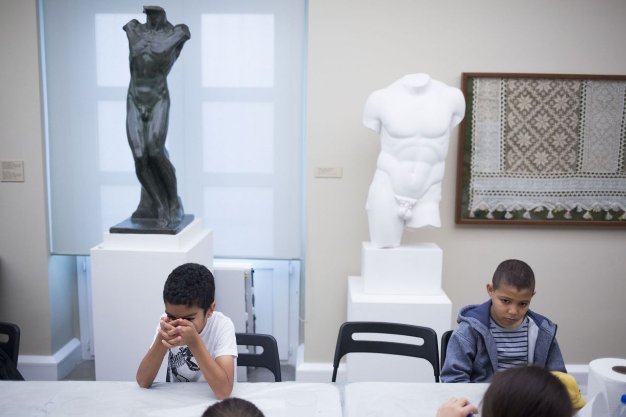 Alumnos de Primaria participaron en una de las actividades, en la Aacademia de Bellas Artes de San Fernando