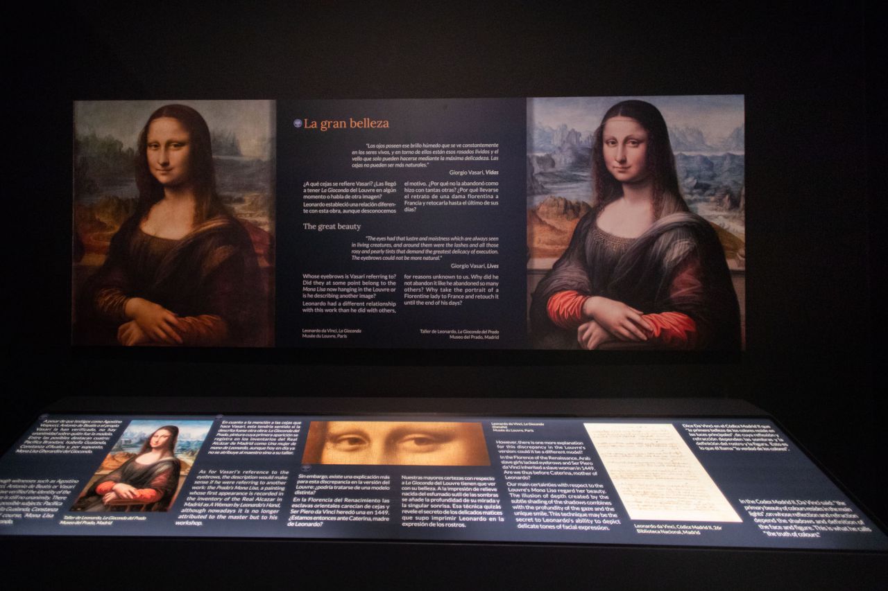 La primera copia que se conoce es 'La Gioconda de El Prado', se trata de una réplica pintada por uno de los pupilos favoritos de Leonardo, probablemente Andrea Salai o Francesco Melzi. De las numerosas copias existentes de la obra, esta tabla es considerada la versión más temprana de las conocidas hasta la fecha. Además, presenta la peculiaridad de haber sido realizada de forma simultánea al original, siguiendo el mismo proceso de elaboración y bajo la supervisión y posible intervención del propio Leonardo.