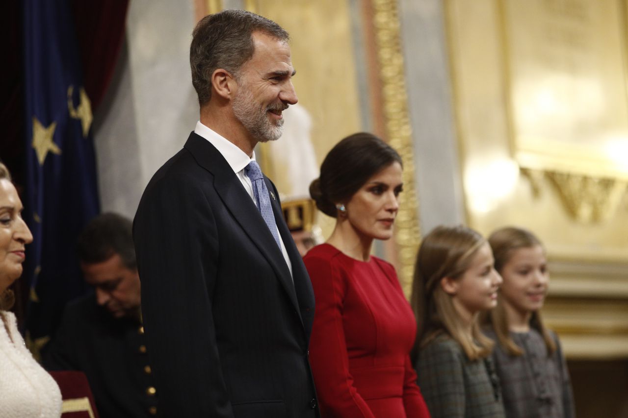 La presidenta del Congreso, Ana Pastor, junto a los Reyes, la Princesa de Asturias y la Infanta Sofía