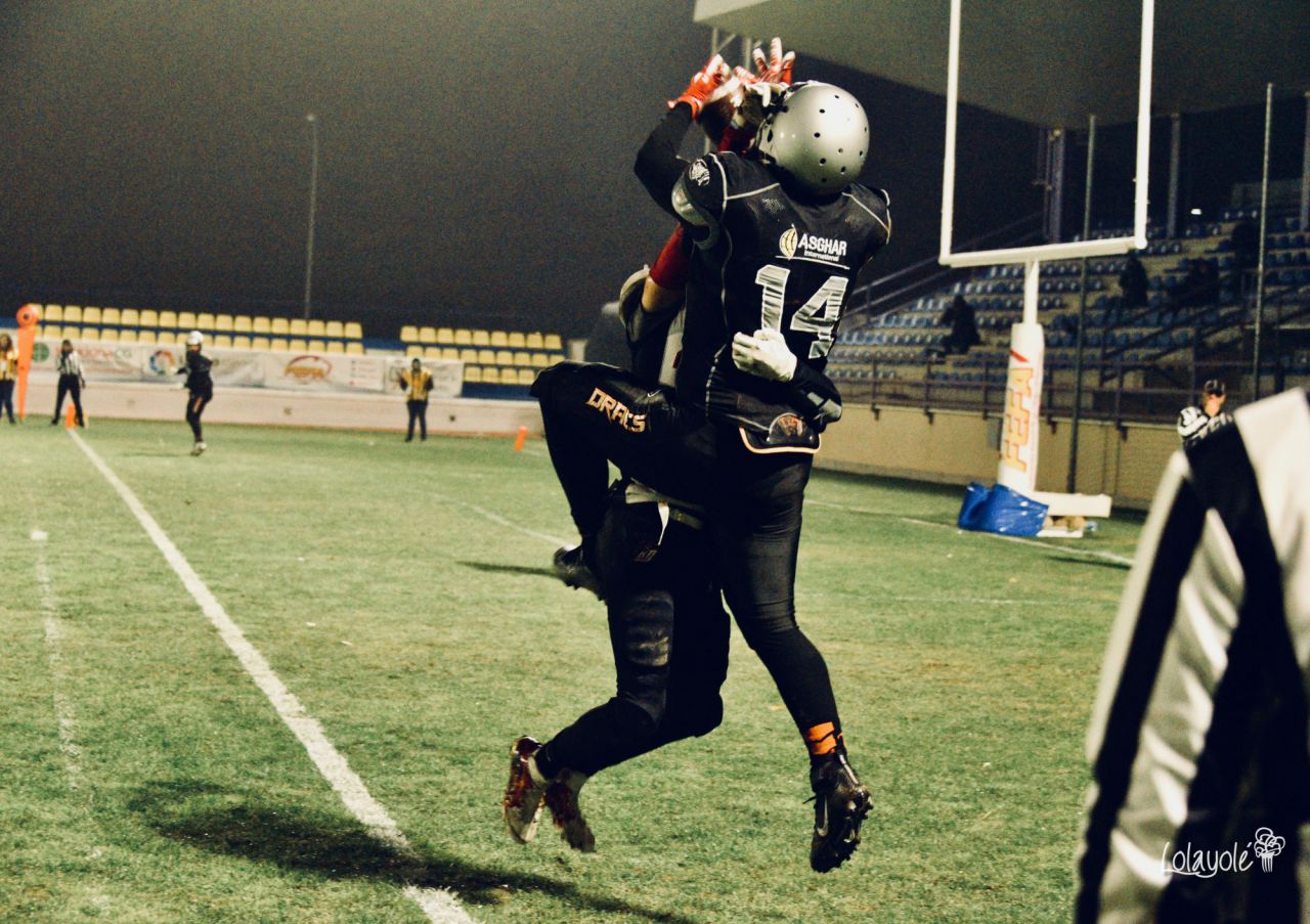 LG OLED Black Demons Las Rozas (negro y blanco) vs Badalona Dracs (negro y dorado). 