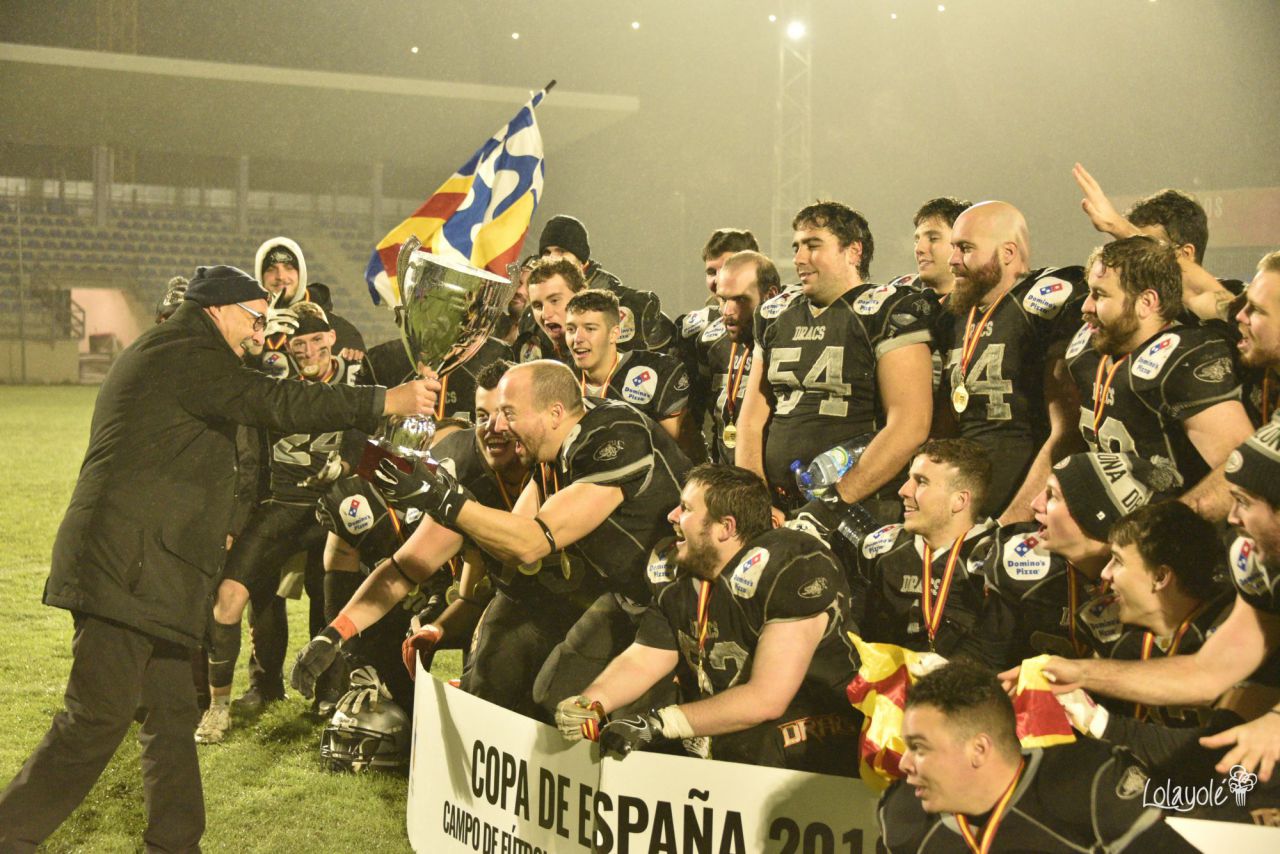 LG OLED Black Demons Las Rozas (negro y blanco) vs Badalona Dracs (negro y dorado). 