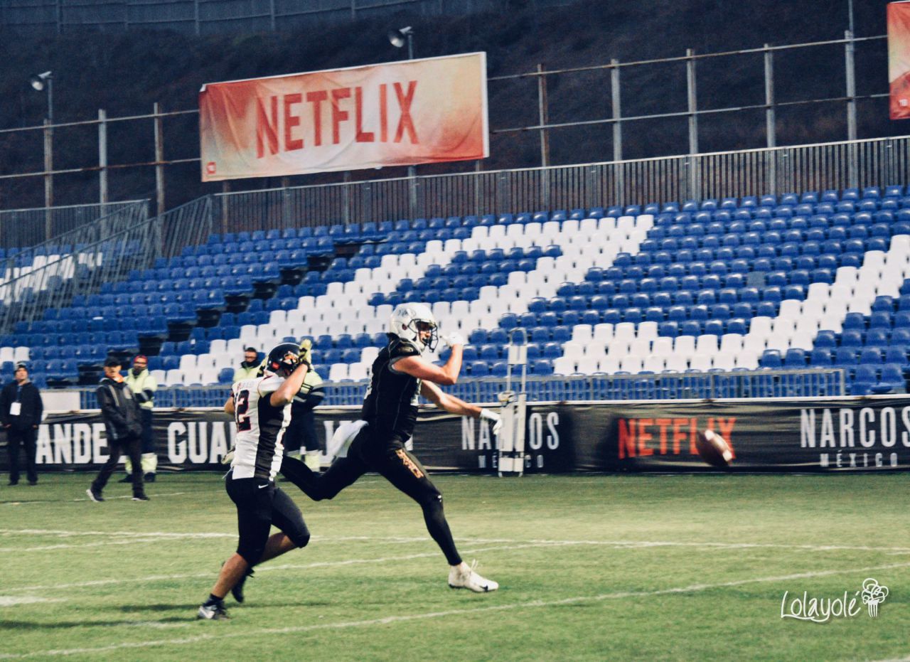 LG OLED Black Demons Las Rozas (negro y blanco) vs Badalona Dracs (negro y dorado). 