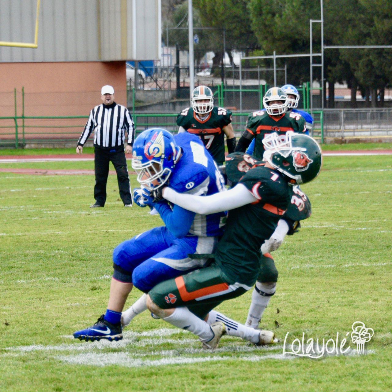 Camioneros Coslada (azul) vs Club Jabatos de Tres Cantos. 