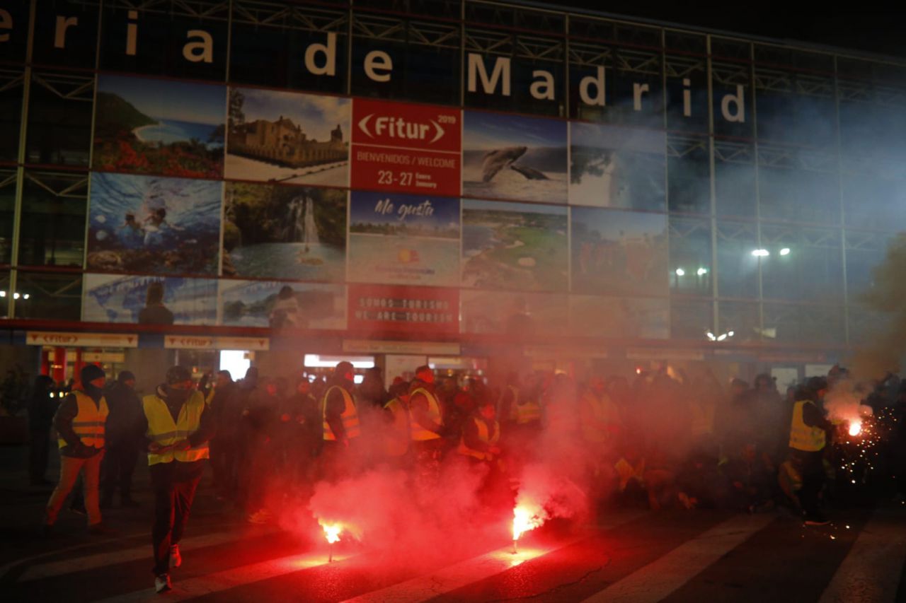 Taxistas concentrados en Ifema.