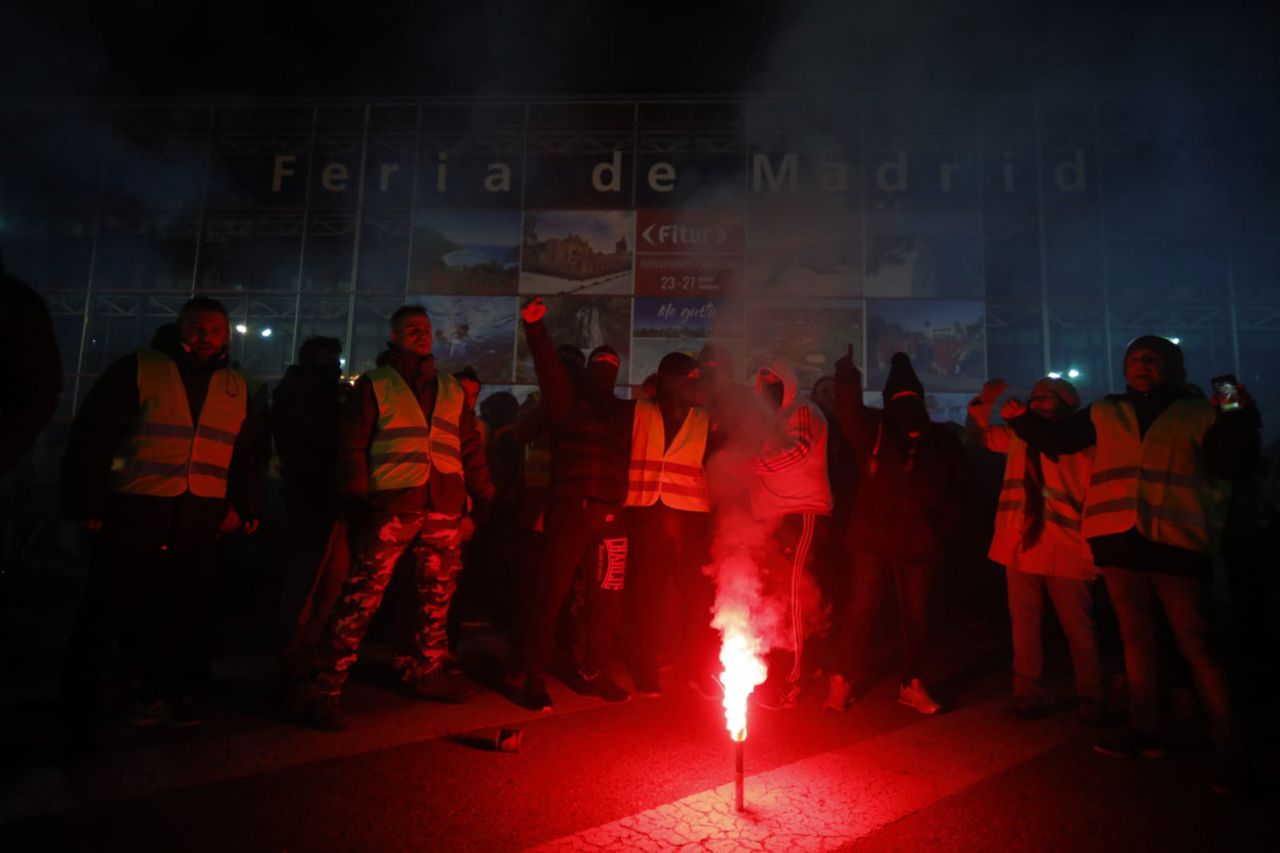 Taxistas concentrados en Ifema.