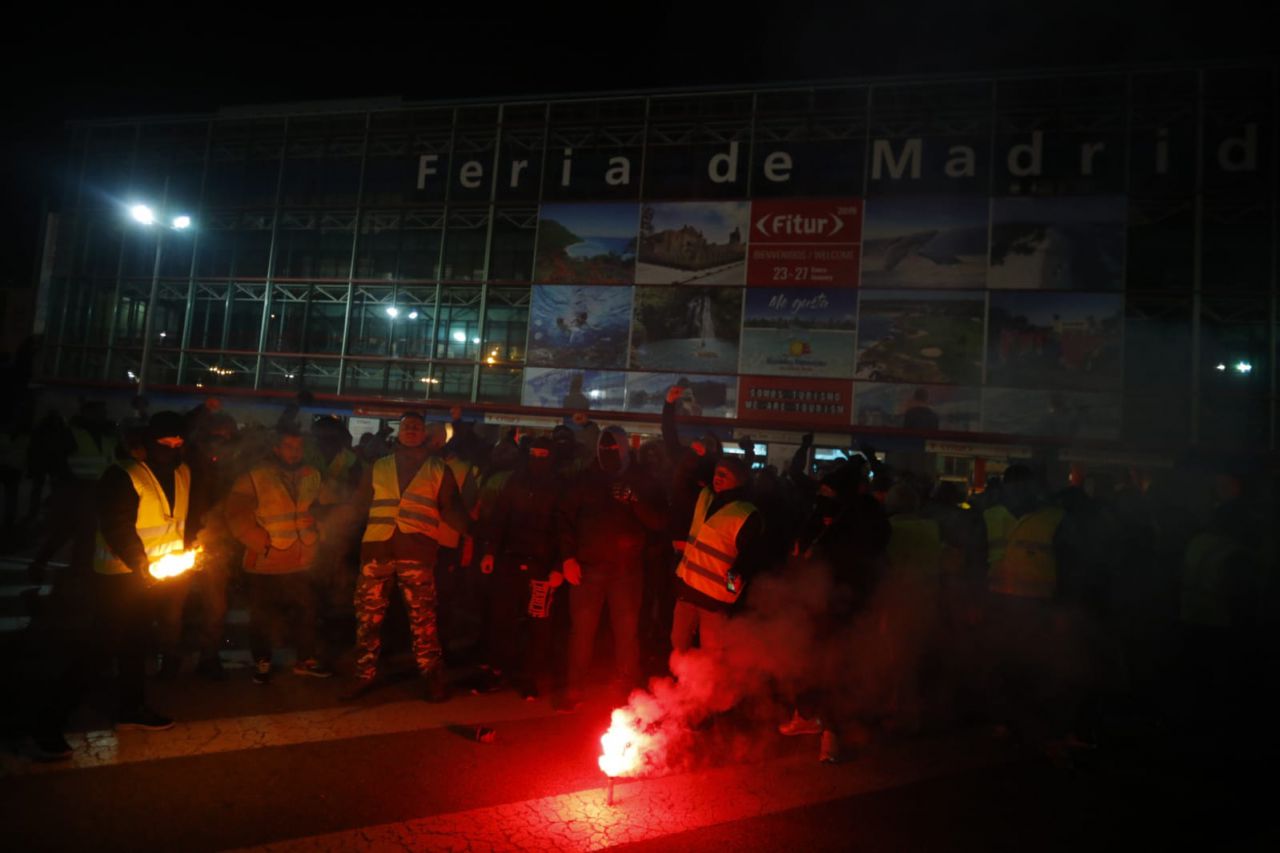 Taxistas concentrados en Ifema.