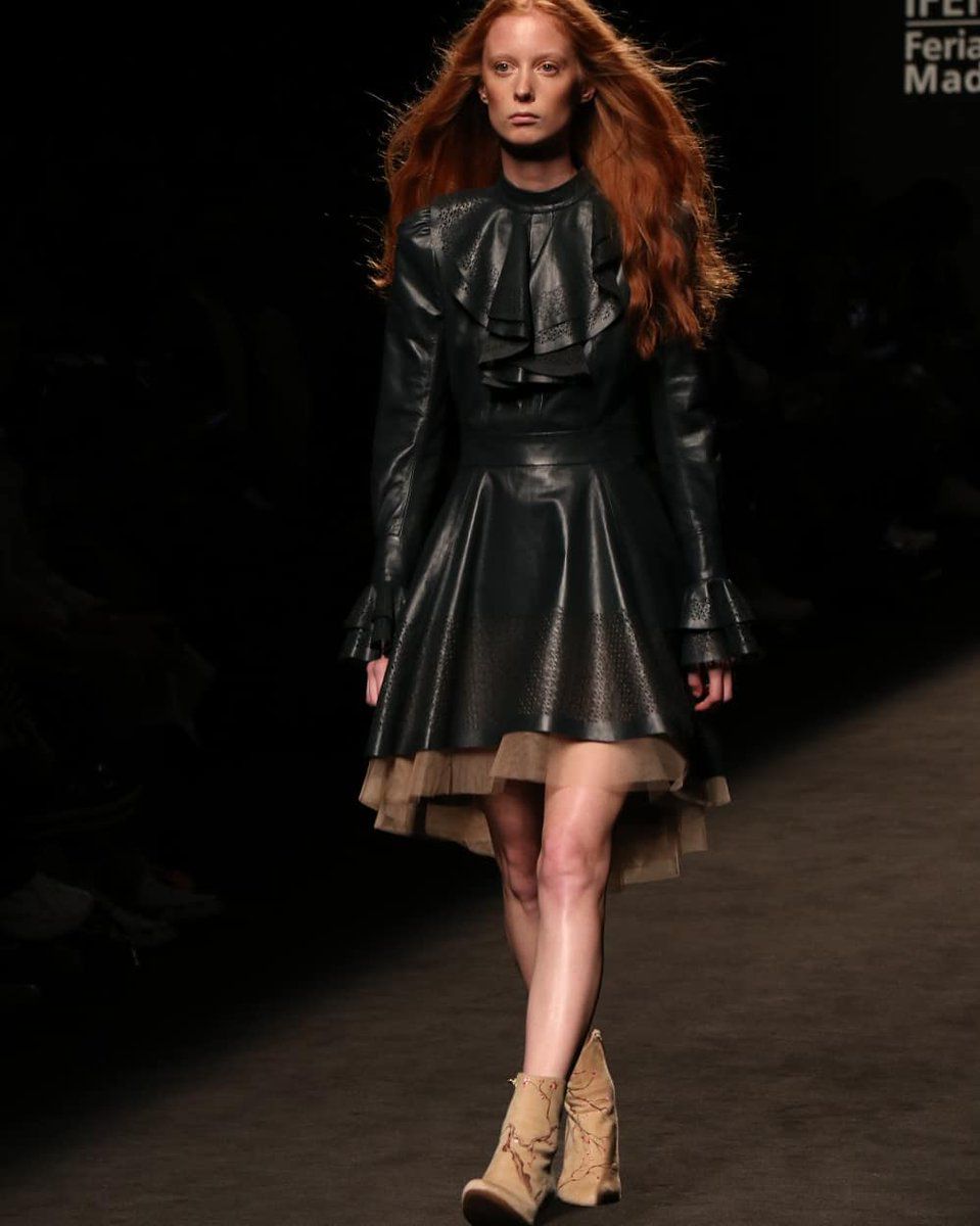 Desfile de Teresa Helbig.