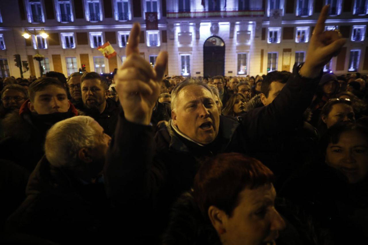 Concentración de taxistas en la Puerta del Sol en el 15º día de huelga.
