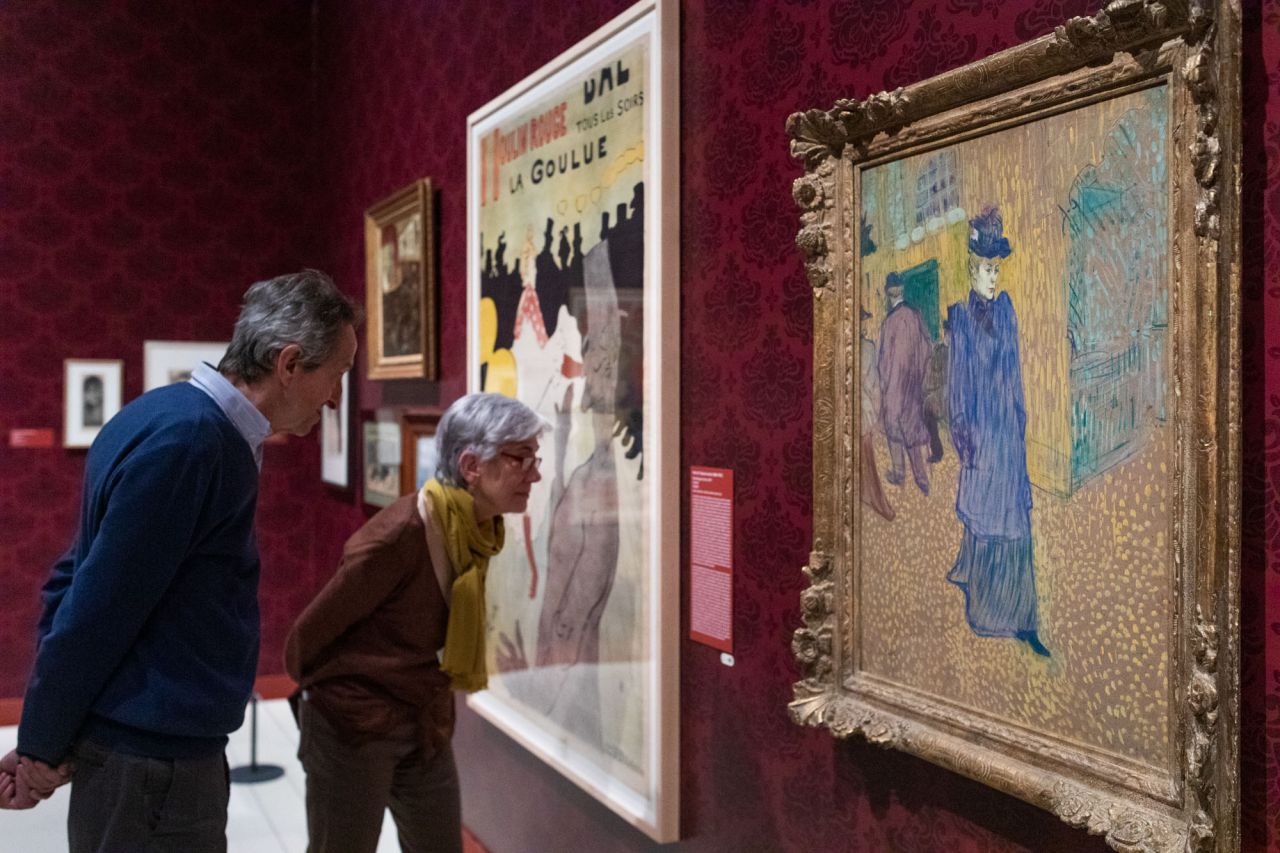 Óleo sobre cartón 'Jane Avril saliendo del Moulin Rouge' c. 1892 de Henri de Toulouse-Lautrec. 