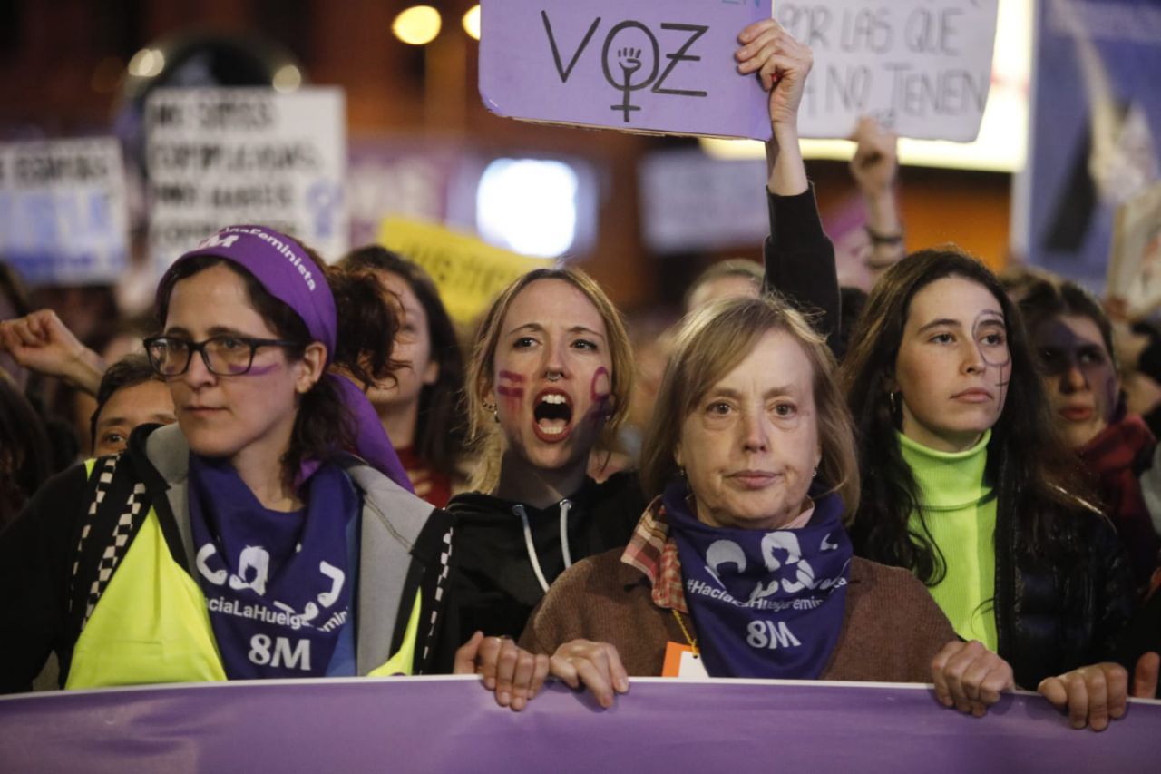 Cabecera de la manifestación del 8-M en conmemoración con el Día de la Mujer.